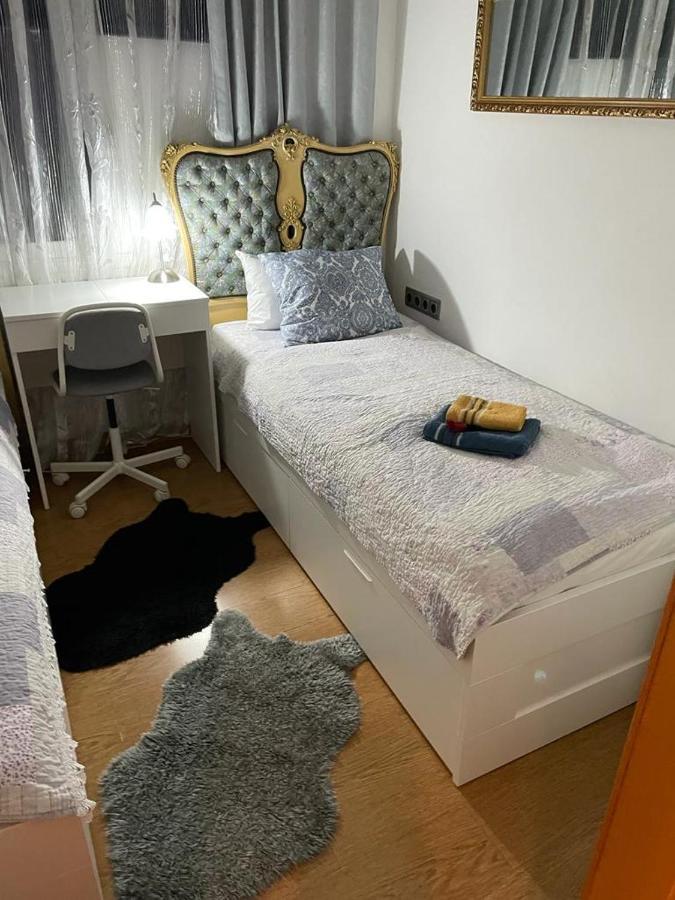 Cozy Flat Apartment Sant Adria de Besos Exterior photo